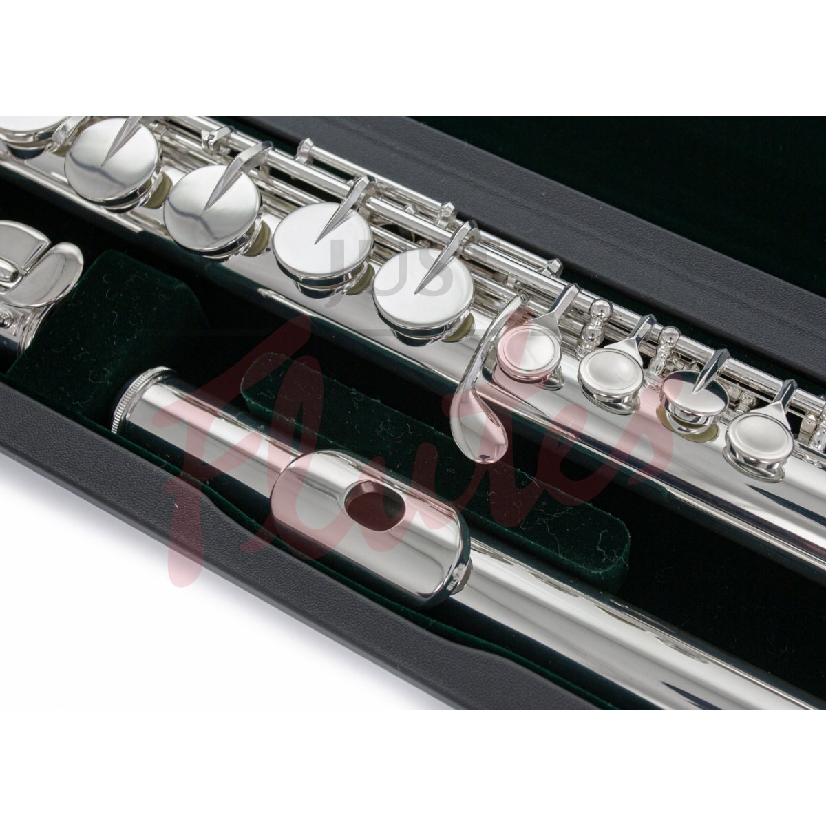 Pearl deals alto flute